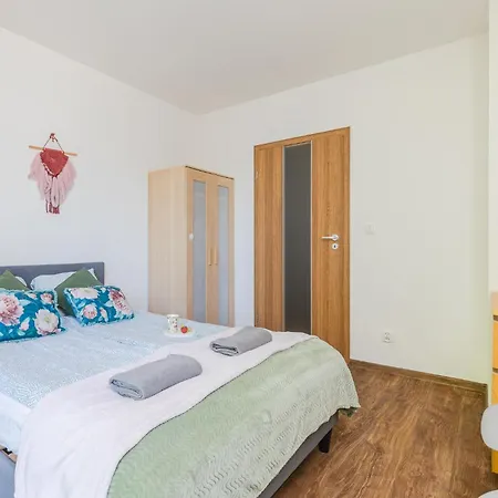 Superapart Minska 48 - Z Dwoma Balkonami Warszawa