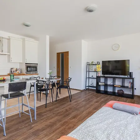 Superapart Minska 48 - Z Dwoma Balkonami